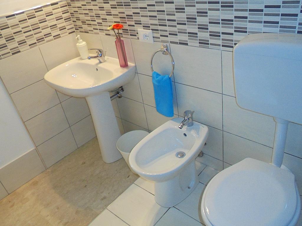 Sopra Isola Apartment Ioppolo Giancaxio Bagian luar foto
