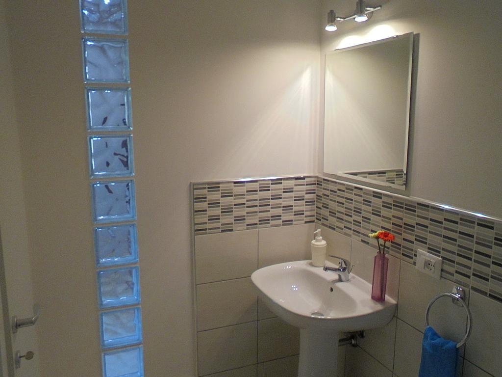 Sopra Isola Apartment Ioppolo Giancaxio Bagian luar foto