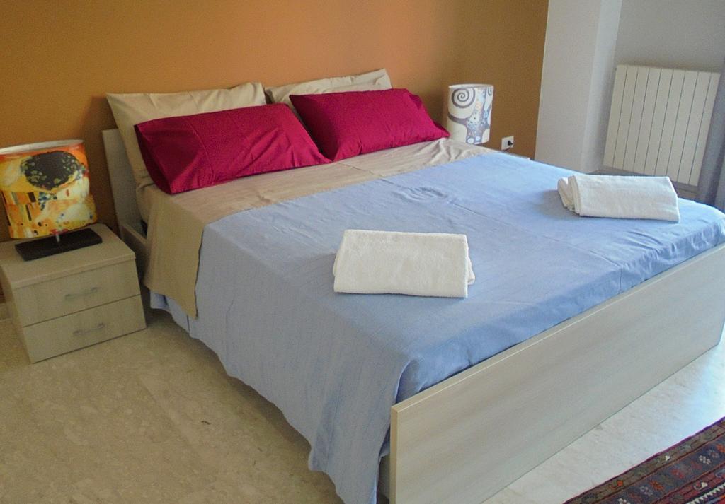 Sopra Isola Apartment Ioppolo Giancaxio Bagian luar foto